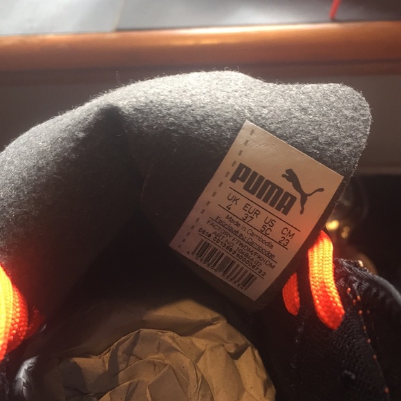 Puma indoor soccer shoes - Picture 3 of 4